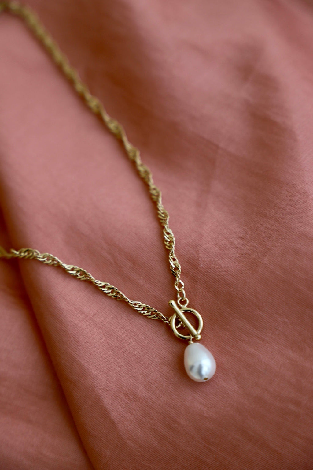 ARABELLA NECKLACE
