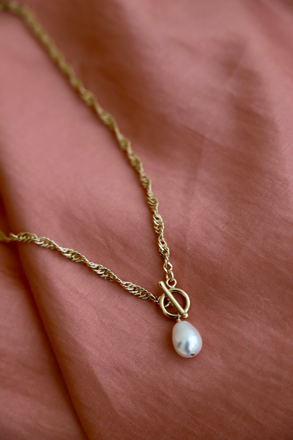 ARABELLA NECKLACE